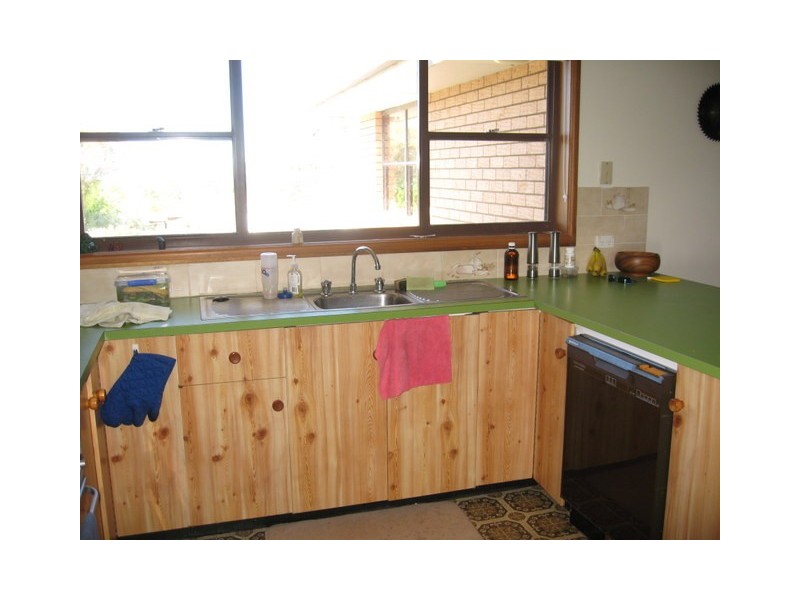 33 Moor Street, Parkes NSW 2870