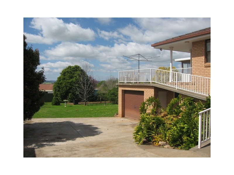 33 Moor Street, Parkes NSW 2870