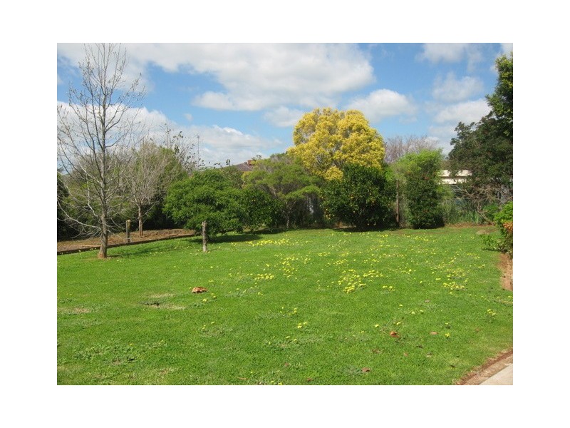 33 Moor Street, Parkes NSW 2870