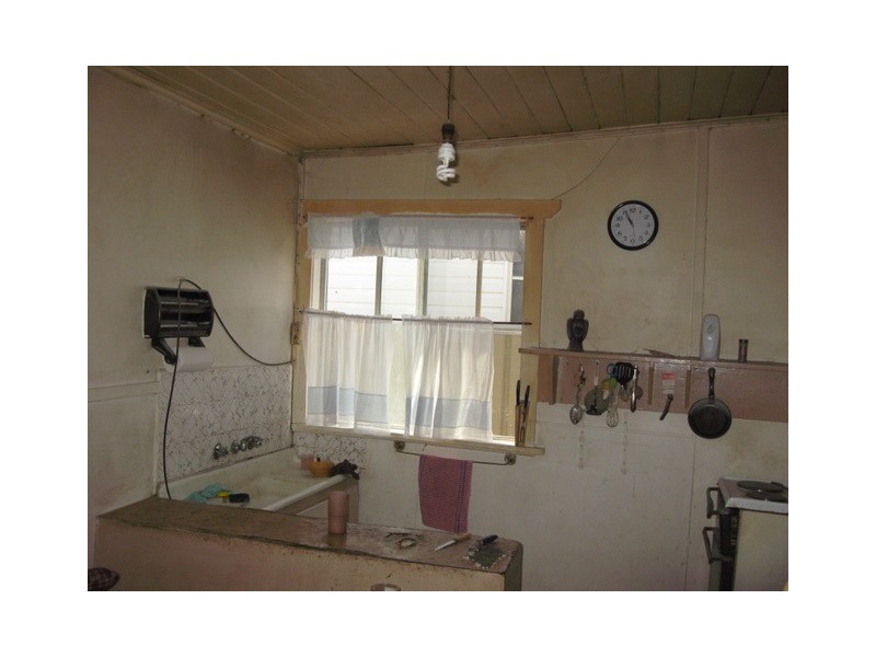 111 Clarinda Street, Parkes NSW 2870