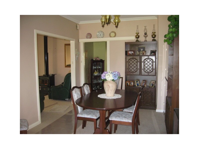 17 Reid Street, Parkes NSW 2870