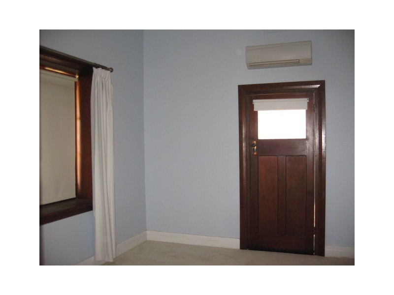 13 Hill Street, Parkes NSW 2870