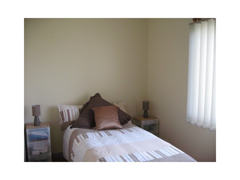 12 Armstrong Street, Parkes NSW 2870