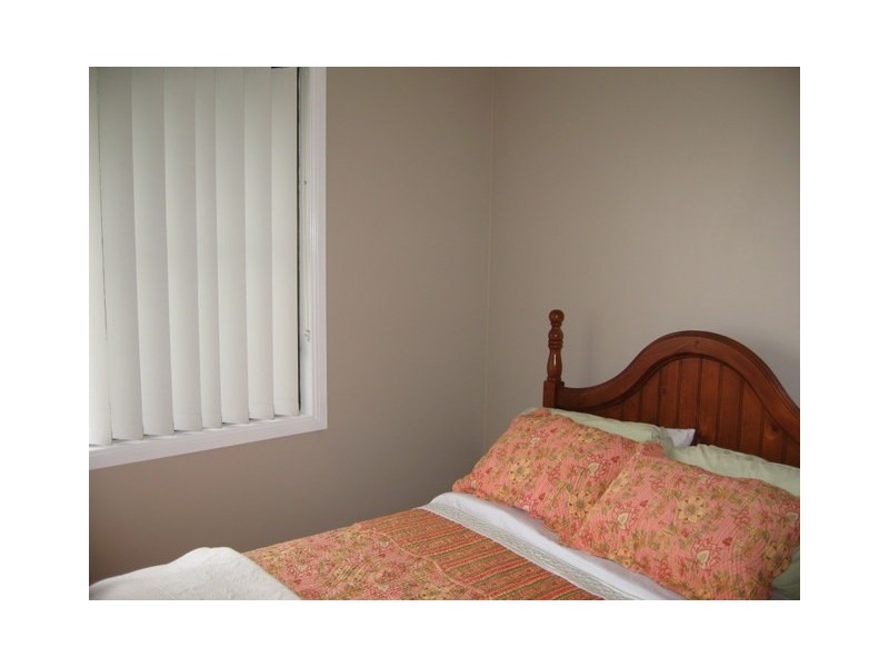 5 Marshall Place, Parkes NSW 2870