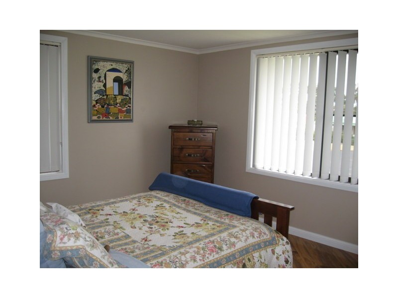 5 Marshall Place, Parkes NSW 2870