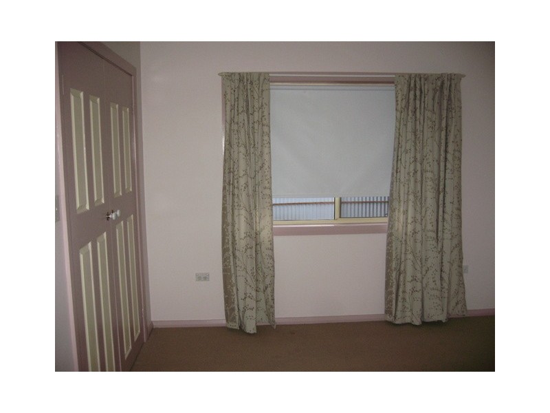 5 Bollinger Street, Parkes NSW 2870