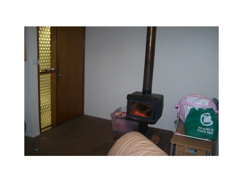 2 Howard Street, Parkes NSW 2870