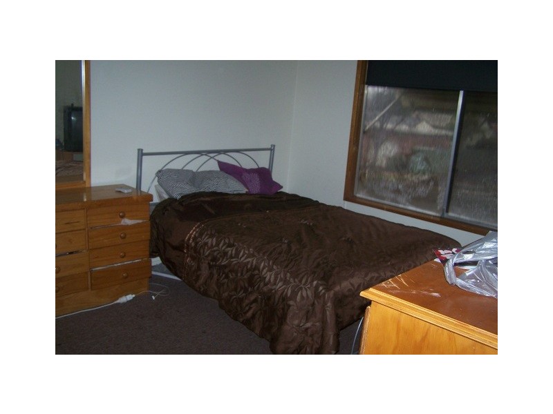 2 Howard Street, Parkes NSW 2870