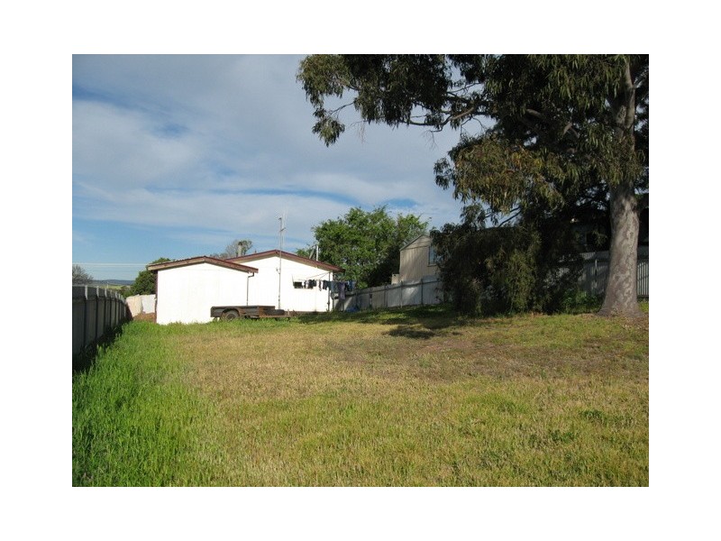 2 Howard Street, Parkes NSW 2870
