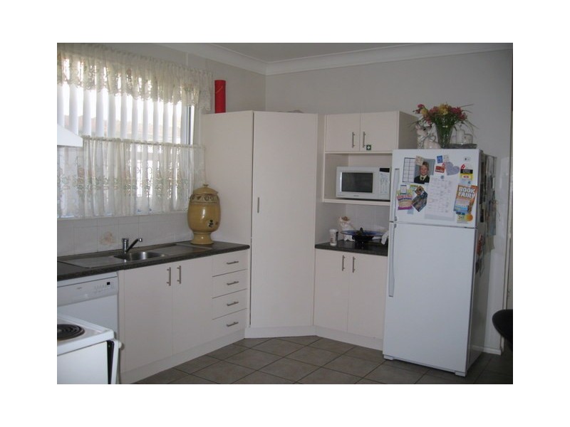 28 Pearce Street, Parkes NSW 2870