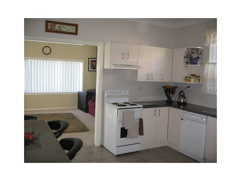 28 Pearce Street, Parkes NSW 2870