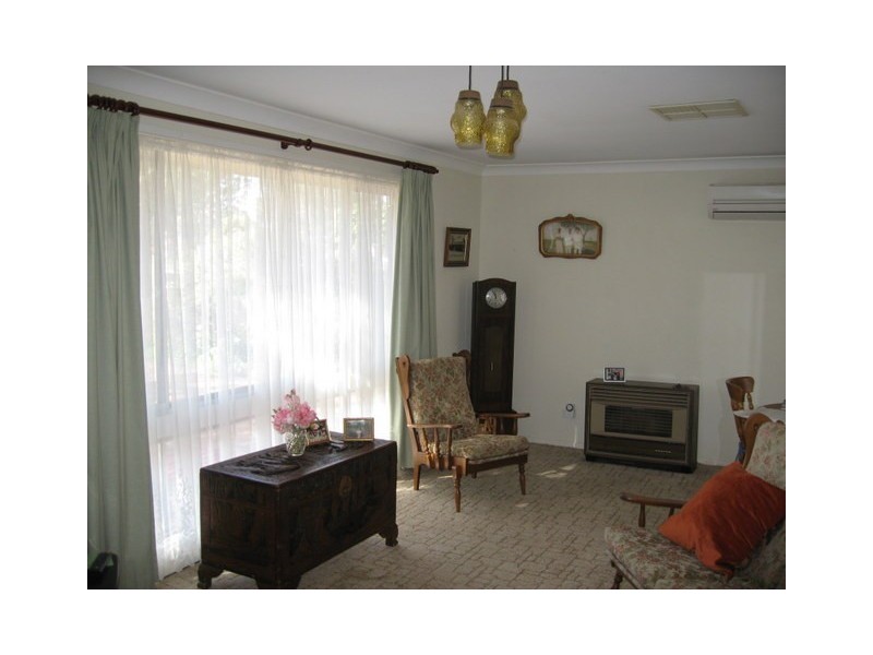 82 Warrah Street, Peak Hill NSW 2869