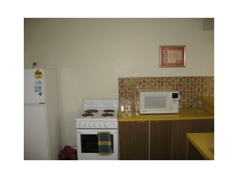 82 Warrah Street, Peak Hill NSW 2869