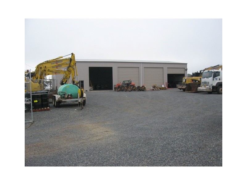 3 Langlands Street, Parkes NSW 2870