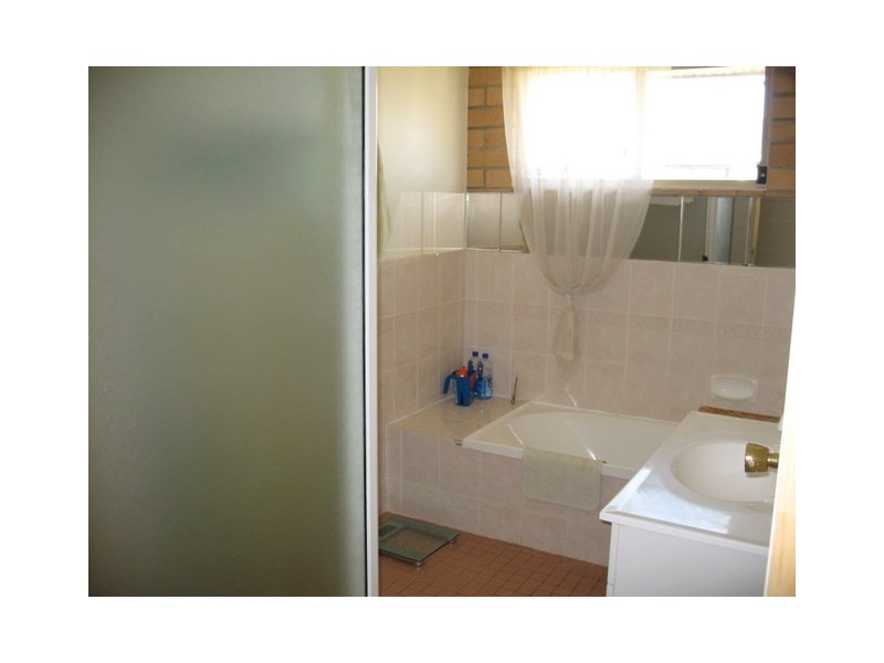 29 Medlyn Street, Parkes NSW 2870