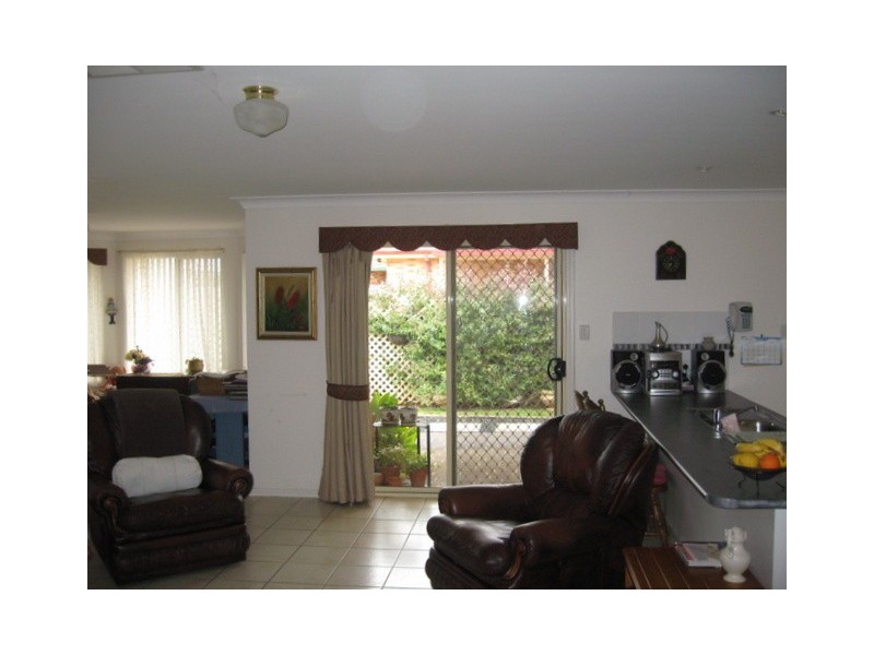 5 Guillan Place, Parkes NSW 2870