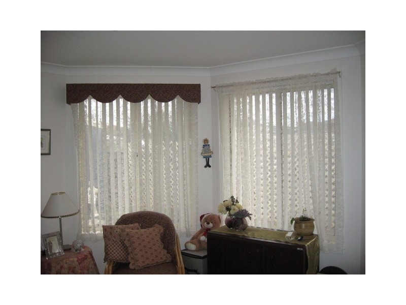 5 Guillan Place, Parkes NSW 2870