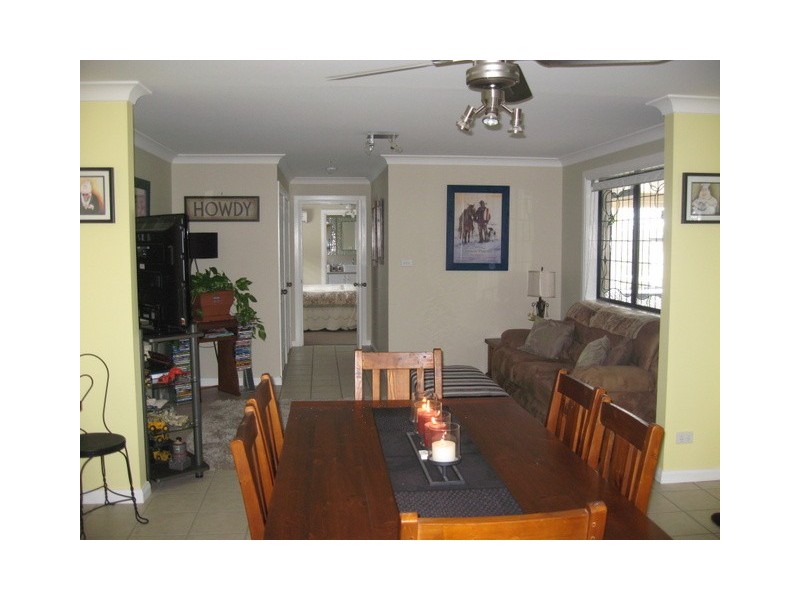 20 Glenburnie Close, Parkes NSW 2870