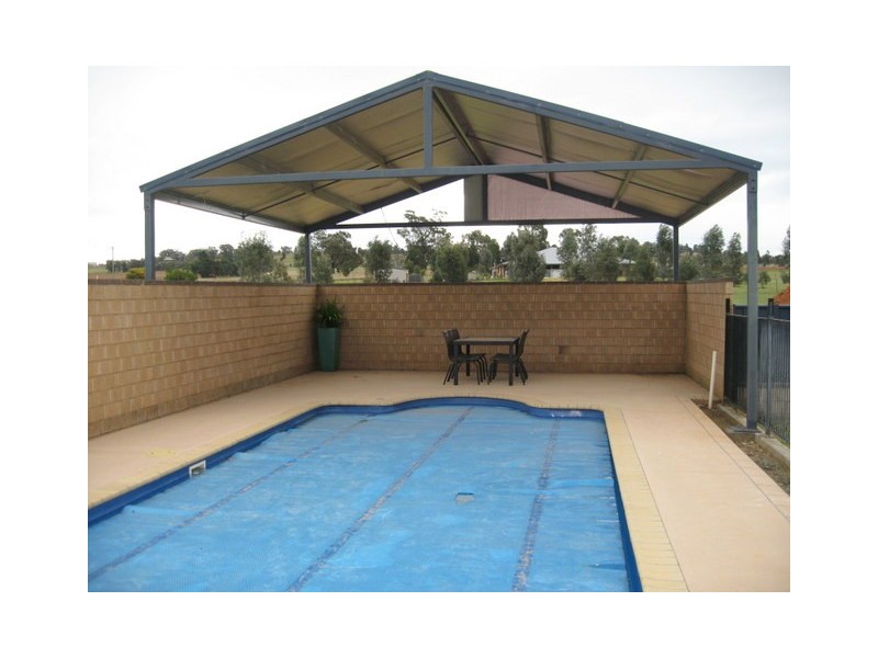 300 Nash Street, Parkes NSW 2870