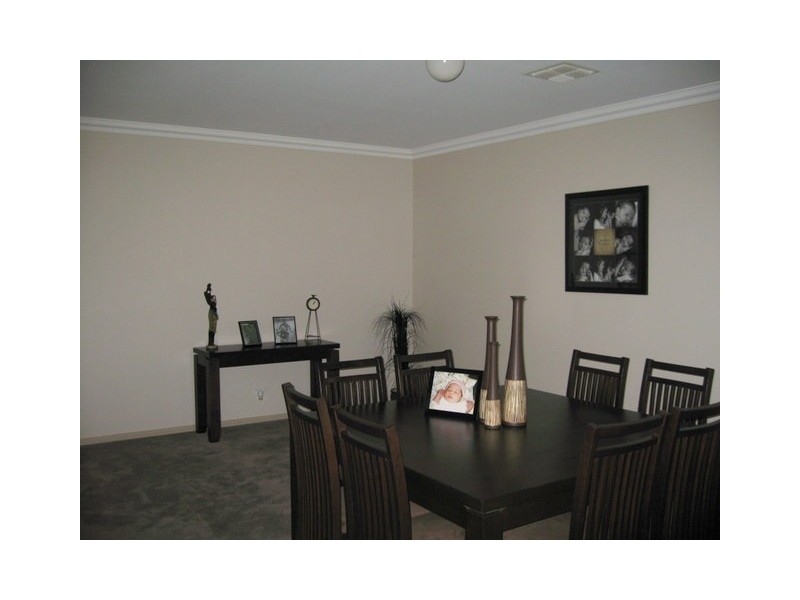 300 Nash Street, Parkes NSW 2870