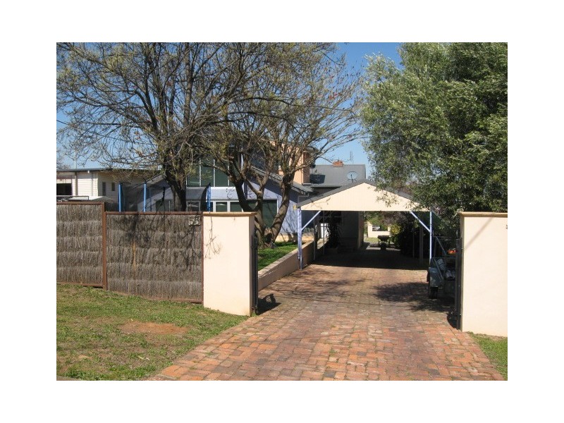 12 Boazman Avenue, Parkes NSW 2870