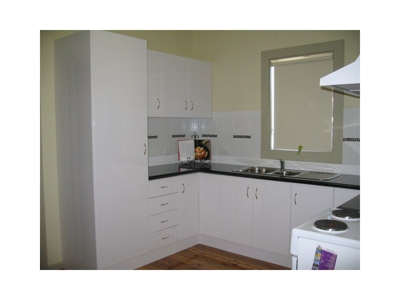 4 Rose Street, Parkes NSW 2870