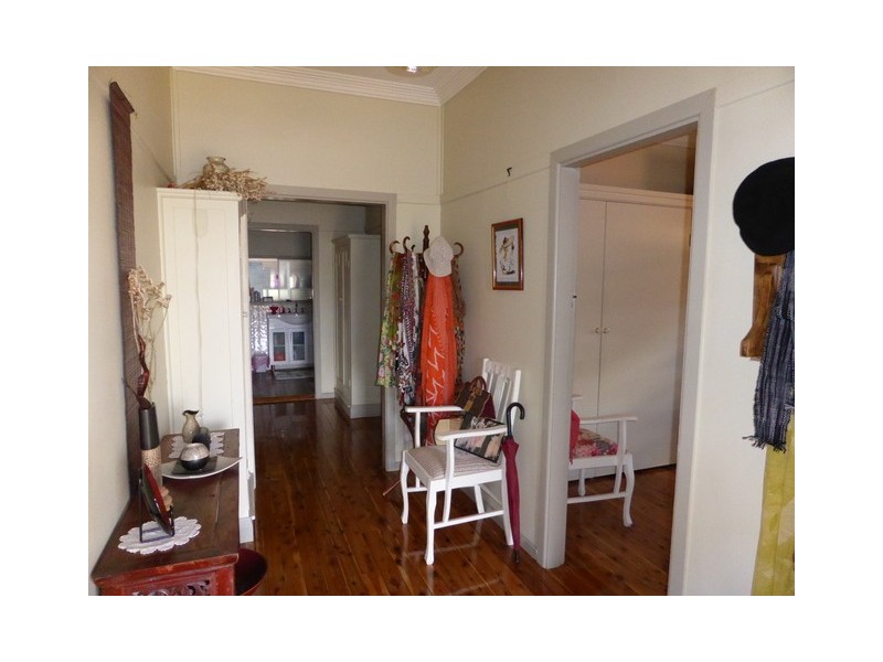 4 Rose Street, Parkes NSW 2870