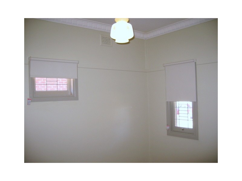4 Rose Street, Parkes NSW 2870
