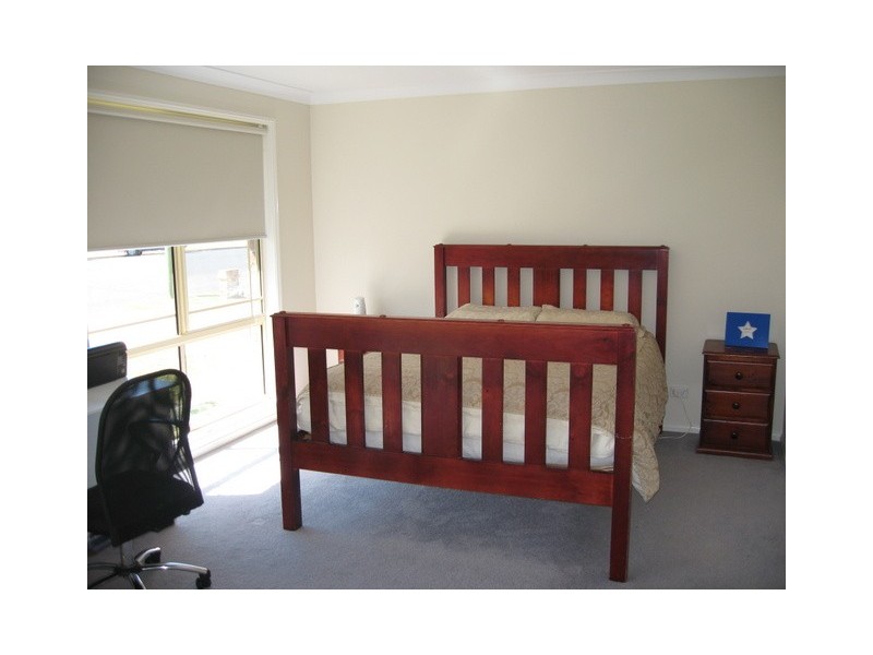 6 Caledonia Street, Parkes NSW 2870