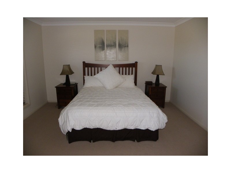 11 Avoca Place, Parkes NSW 2870