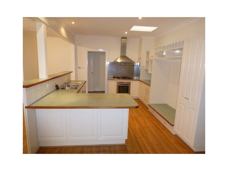 6 Want Street, Parkes NSW 2870