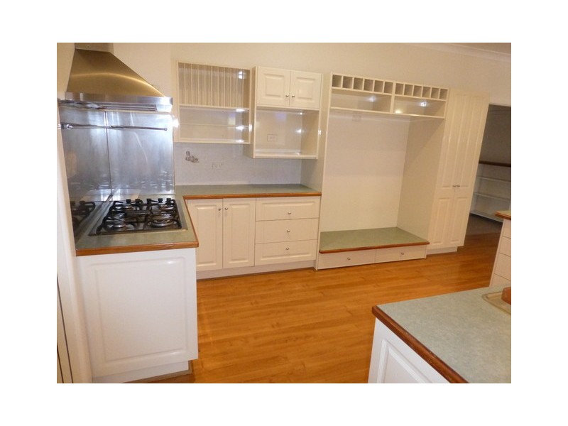 6 Want Street, Parkes NSW 2870