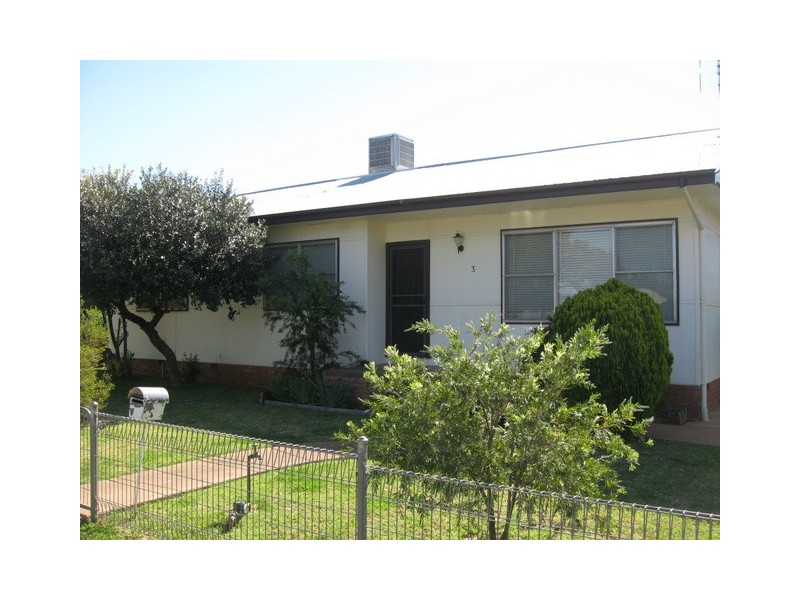 3 Melbourne Street, Parkes NSW 2870