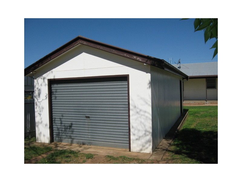 3 Melbourne Street, Parkes NSW 2870