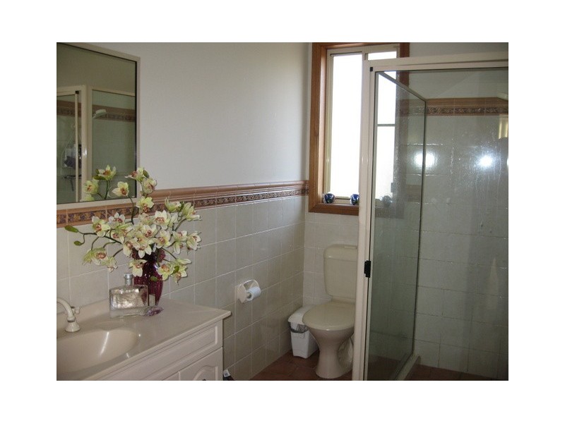 6 Coolabah Drive, Parkes NSW 2870