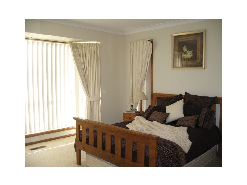 6 Coolabah Drive, Parkes NSW 2870