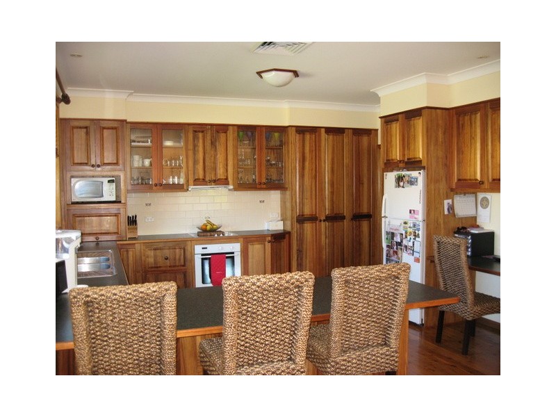 1 Hedgerow Avenue, Parkes NSW 2870