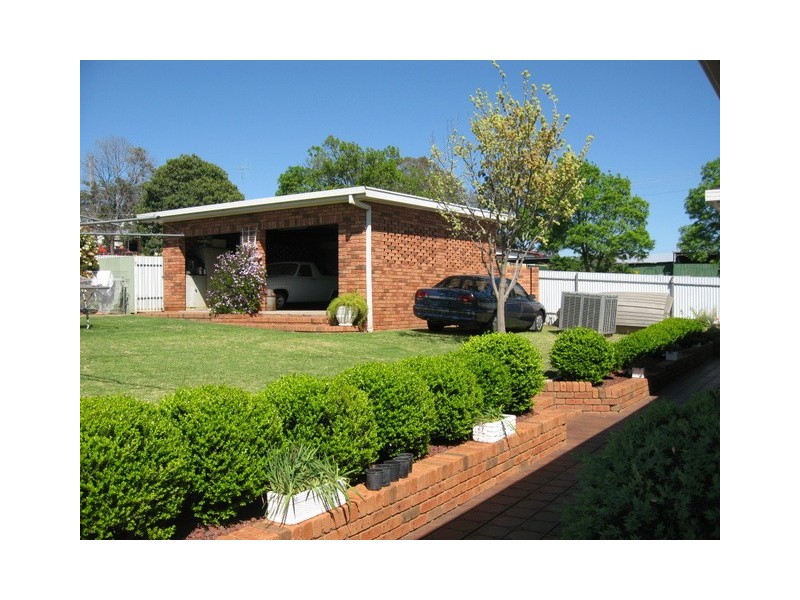 47 Woodward Street, Parkes NSW 2870