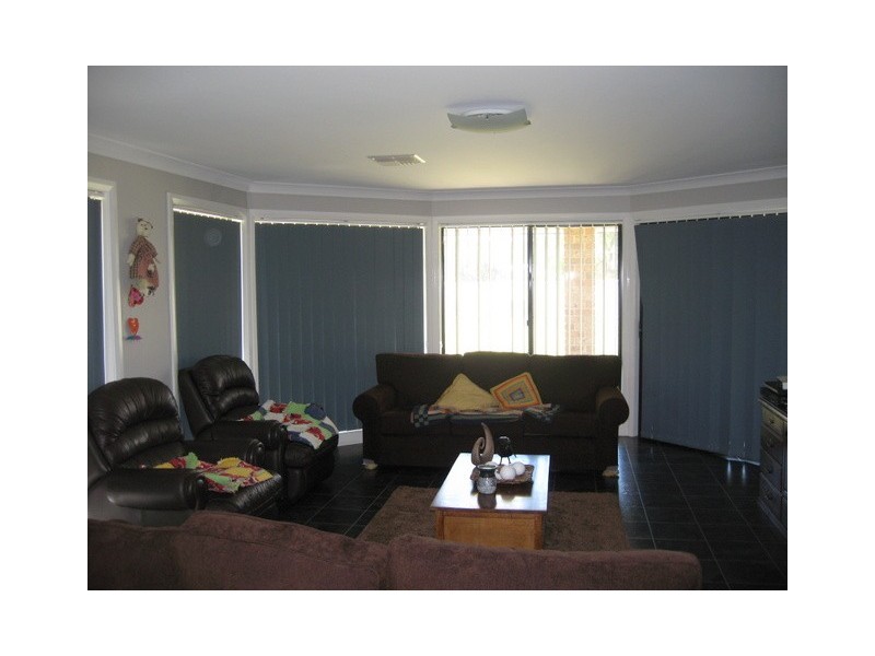 11 Dunstan Close, Forbes NSW 2871