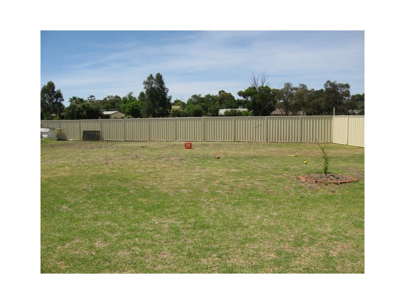11 Dunstan Close, Forbes NSW 2871