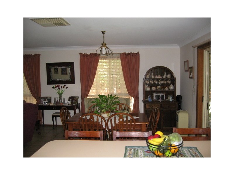 18 Danilenko Street, Parkes NSW 2870