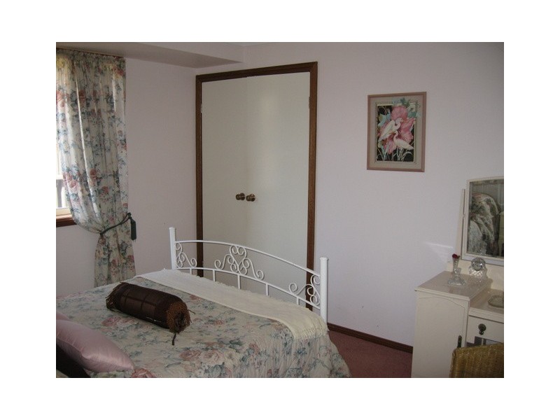 18 Danilenko Street, Parkes NSW 2870