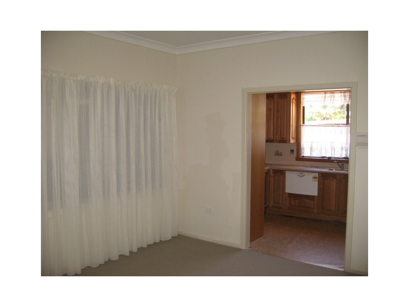 111 Dalton Street, Parkes NSW 2870