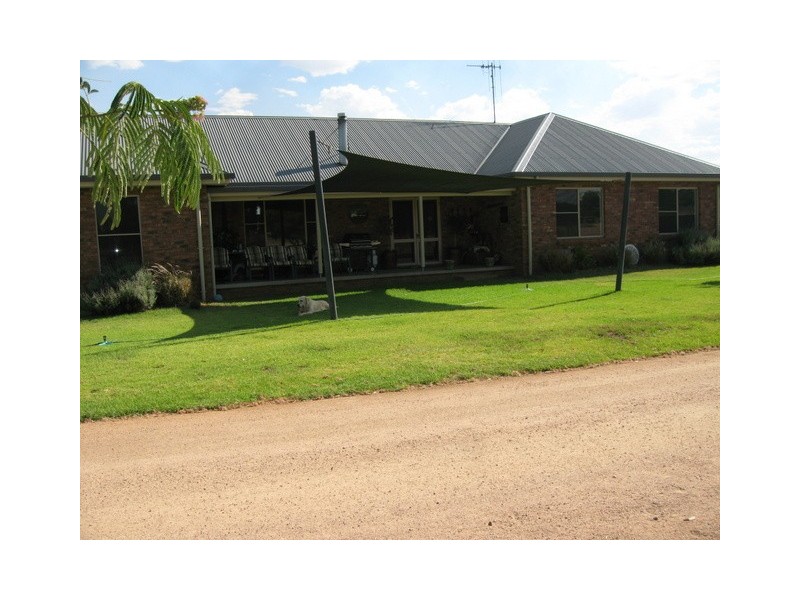 286 Nash St, Parkes NSW 2870