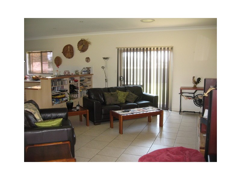 286 Nash St, Parkes NSW 2870