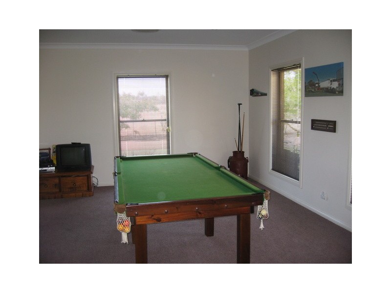 286 Nash St, Parkes NSW 2870