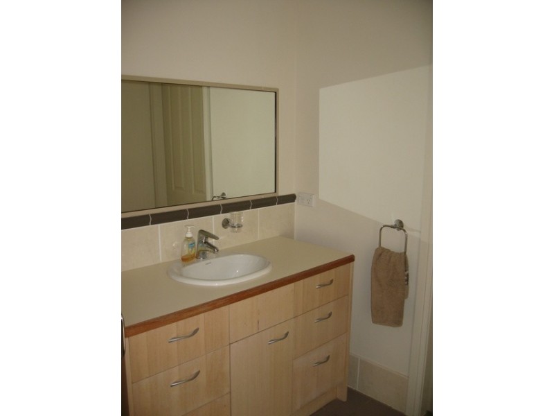 286 Nash St, Parkes NSW 2870