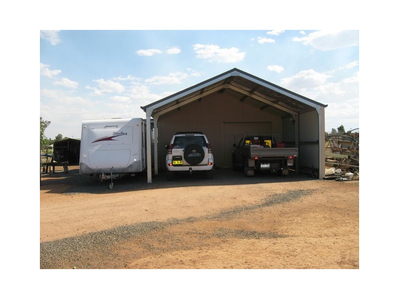 286 Nash St, Parkes NSW 2870