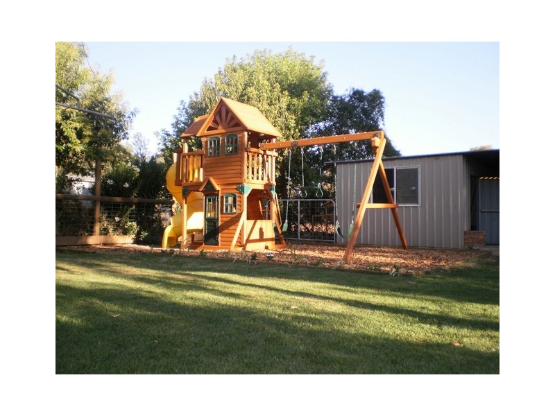 6 Kelly Road, Parkes NSW 2870