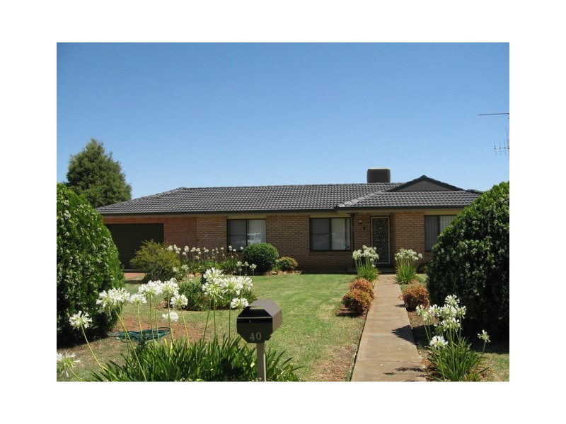 40 Middleton Street, Parkes NSW 2870